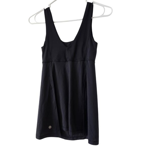 Lululemon Size 4 Black Tank Shirt Shapewear Compression Work out Athletic - Picture 1 of 7